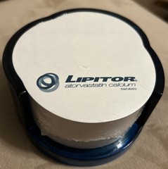 LIPITOR Drug Rep Advertising Sticky Note Pad Blue Acrylic Holder Pharmacy 2004