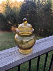 Vintage Apothecary Jar Amber Yellow Urn Ginger Glass Canister 8,5”