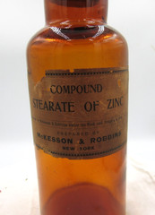 1890’s McKesson & Robbins Stearate of Zinc New York 5 3/4″ Amber Medicine bottle