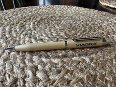 Vintage Viagra Pharmaceutical Drug Rep Pen Pearl Yellow DOES NOT WRITE