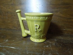 Vintage Ceramic Mortar Schering Coricidin Galen 131-201 AD Secundum Artem