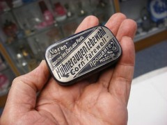 Antique Vtg Medical Pharmacy Drugs – Huhneraugen Lebewohl Corn Farewell Tin