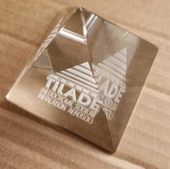 Rare Vtg Drug Rep Sample Tilade Inhaler Crystal Pyramid Low Lmt. Prod FREE Shp