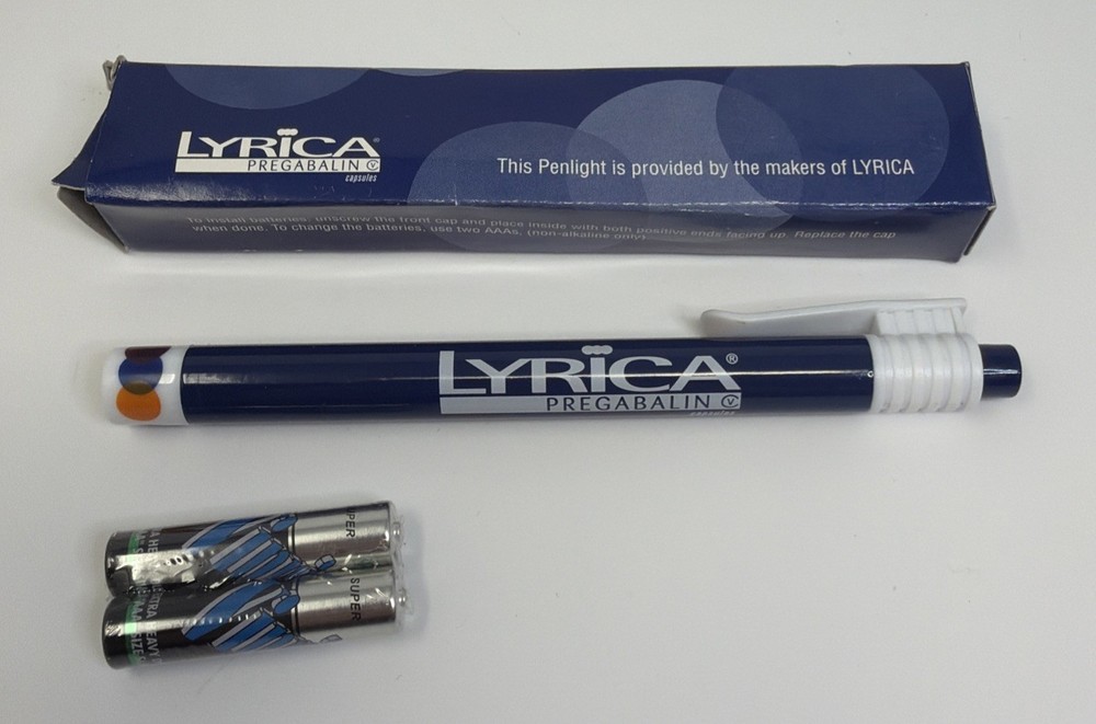 Vintage Pharmaceutical Promotional Pen Light Flashlight Lyrica Pregabalin