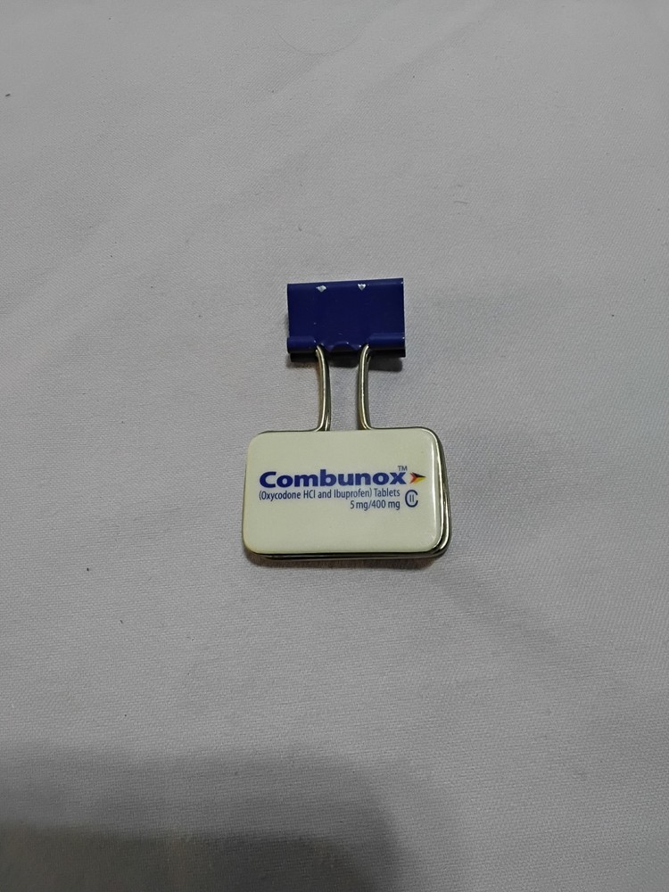 Combunox Pharmaceutical Promo Binder Clip Forest Labs Drug Rep Item