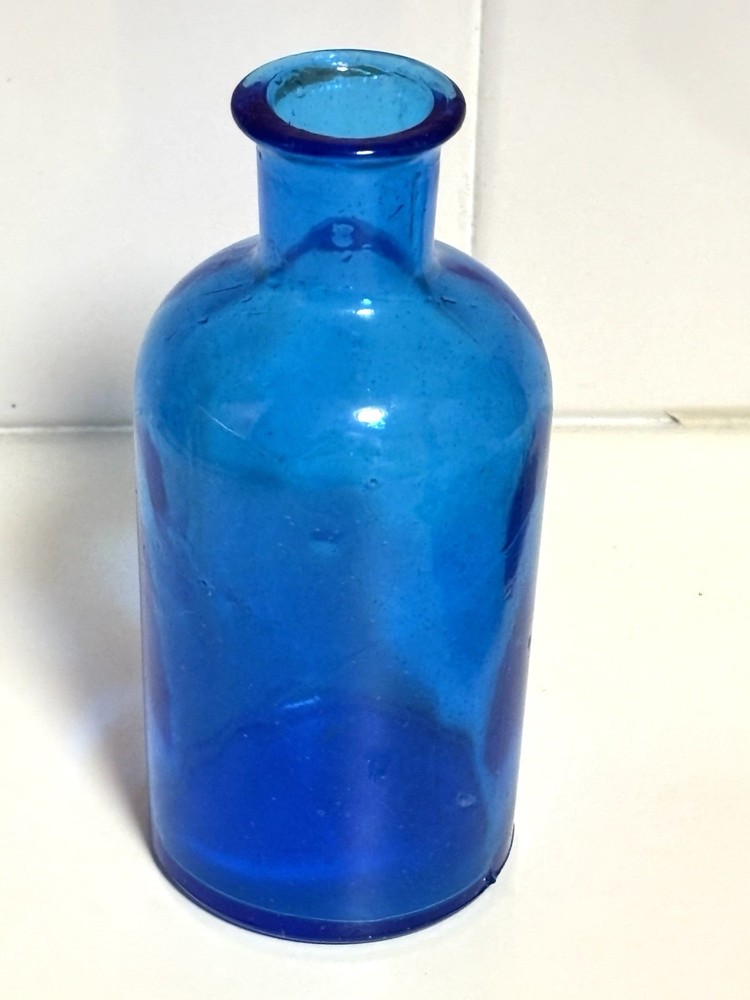 Vtg Cobolt Blue Ground Glass Apothecary Pharmacy Medicine Stash Jar
