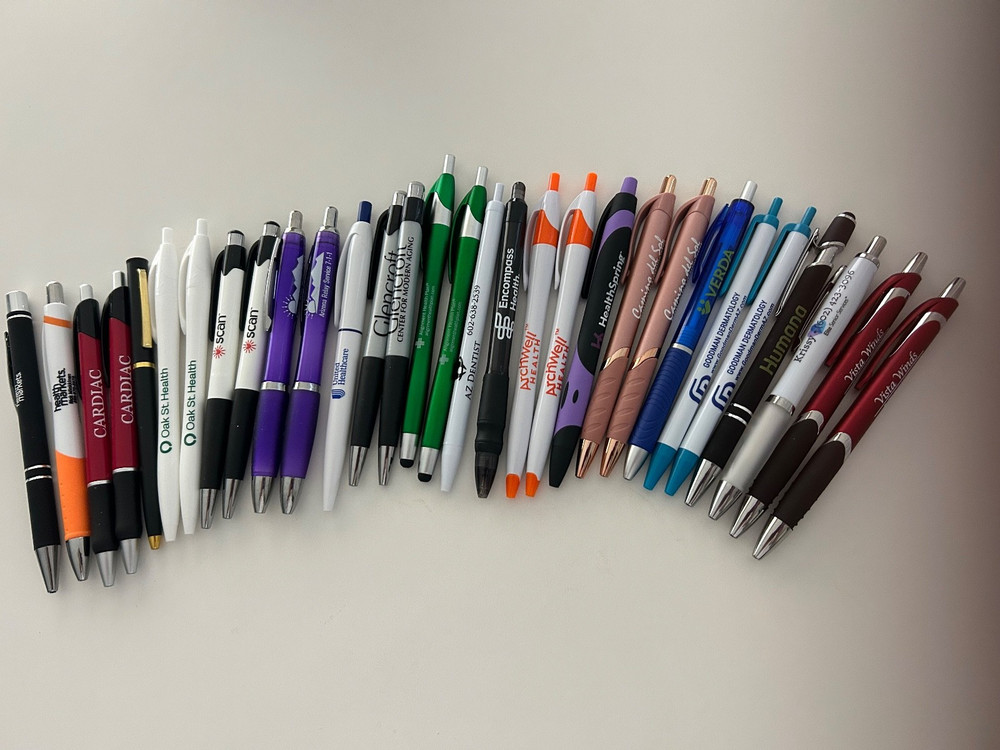 30 Lot Promo PENS Healthcare,Medical Service, Aging,Senior Living,Funeral,Health