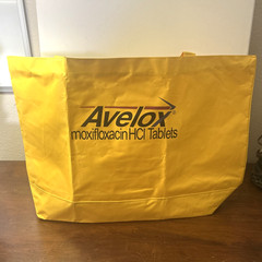 XL Tote Bag 25″ x 16″ Avelox Drug Rep Pharmaceutical Waterproof Vinyl Zip