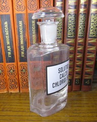 Vintage Medical Science Glass Bottle,Germany,SOLUTI CALCII CHLORIDI 50%