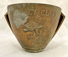 Pharmacy Class 1967 A.D. RX SECUNDUM ARTEM MORTAR PESTLE APOTHECARY Metal Brass