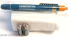 VTG CONCERTA PHARMA DRUG REP LOGO ADVERTISING DOCTOR’S EXAM LIGHT PENLIGHT NEW