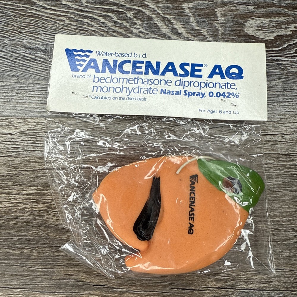 PHARAMACEUTICAL ADVERTISING Nasal Spray VANCENASE AQ Parrot Nose Face PROMO