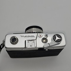 VTG Meikai EL Black Analog Photographic 35mm Film Camera With OEM Case and Box