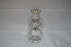WHEATON ~ VITRO ~ U.S.A. ~ GLASS LABS BOTTLES ~ LABORATORY ~ PHARMACEUTICAL ~NEW