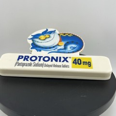 Protonix Wall Clip Pharmaceutical Collectible Drug Rep Janssen Ortho McNeill VGT