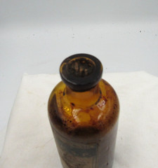 1920’s Parke, Davis & CO SQUILL Detroit Mich 4 3/4 “ Amber Medicine bottle