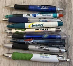 Lot of 8 Pharmaceutical Drug Rep Pens – Mixed Brands -Most Don’t Work- No Dupes