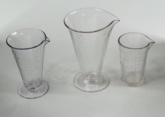 3 Piece Apothecary Clear Medical Measuring Beakers Kodak