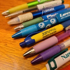 Lot Of 10 Vintage Pharmaceutical Drug Rep Pens Drugs Pharmacy Rx Pen