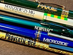5 DIFFERENT ASTHMA DEPRESSION ETC PHARMACEUTICAL DRUG REP VINTAGE PHYSICIAN PENS