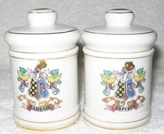 SET 6 DOM JAPAN APOTHECARY CERAMIC PORCELAIN JARS + 1 PULVIS POWDER W/ LIDS EUC!