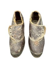 Early 19th Century Children’s Shoes Clogs (Y79)