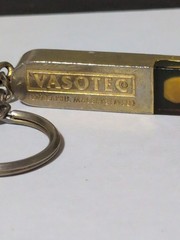 Vasotec Enalapril Maleate MSD Drug Pharmaceutical Representative Keychain Gold