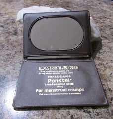 Rare Vintage Pharmaceutical Drug Rep LOESTRIN Travel Pocket Mirror