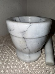 Vintage 1960’s White Italian Marble Mortar And Pestle 3+ Pounds 4-1/8” H x 4” W