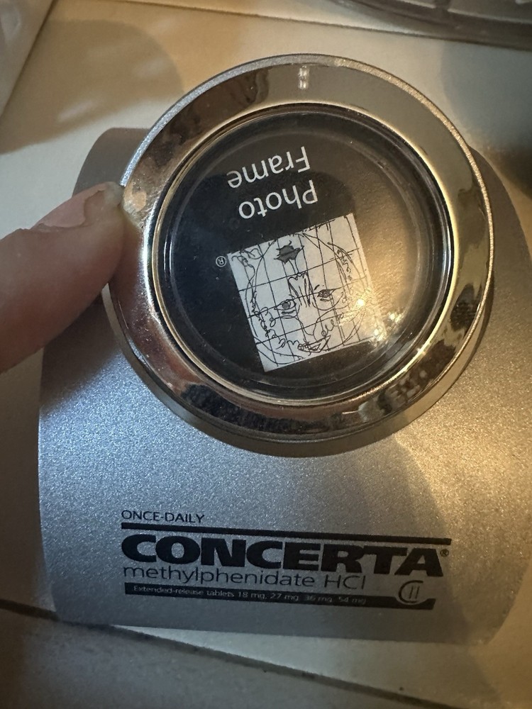 Drug Rep/pharmaceutical Rotating Clock With Picture Frame Slot-CONCERTA. RARE