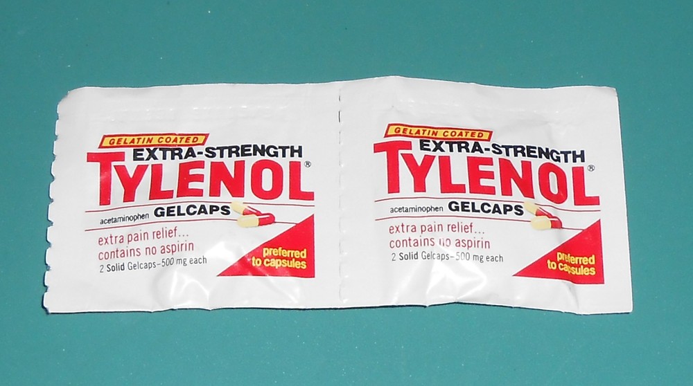 Vintage 1989 Tylenol Extra Strength Gelcaps 2 Sample Packets McNeil History Prop