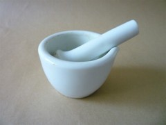 Vintage Porcelain Pestle Mortar by Perfect – 1 Ounce