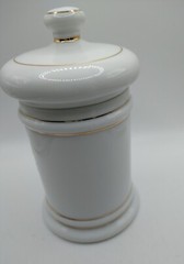 Vintage Coricidin D Porcelain Ceramic Gold Trim Pharmacy Apothecary Jar Japan 6″