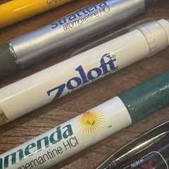 Pharmaceutical Medical Promo Pen Drug Rep Zoloft Paxil Zyvok Namenda Zyprexa Lot