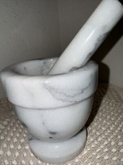 Vintage 1960’s White Italian Marble Mortar And Pestle 3+ Pounds 4-1/8” H x 4” W