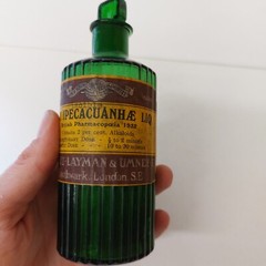 Labeled Wright Layman Umney Ltd London Emetic Ribbed Chemists Apothecary Bottle