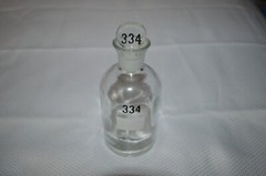 WHEATON ~ VITRO ~ U.S.A. ~ GLASS LABS BOTTLES ~ LABORATORY ~ PHARMACEUTICAL ~NEW
