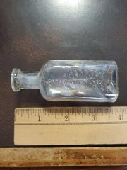 Vintage Early Glass Pharmacy Medicine Bottle Donges Pharmacist Camden NJ