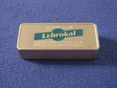 VINTAGE 50’s GERMAN LUBROKAL (INSOMNIA) 50 PILL TIN BOX H&E ALBERT A G WIESBADEN