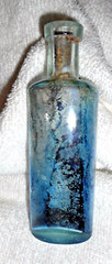 Medicine Pharmaceutical Bottle with Blue residue inside Vintage Dig Find 4 3/4″