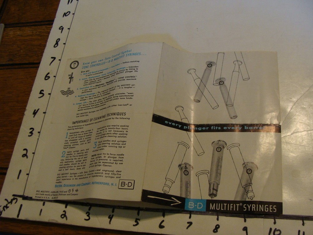 VINTAGE APOTHECARY ITEM: B-D MULTIFIT SYRINGES PAMPHLET