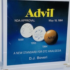 Vintage Advil commemorative acrylic desk plaque Paperweight 1984 Pharmaceutical