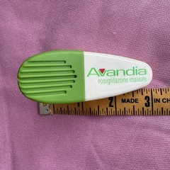 Avandia Drug Magnetic Clip Pharmaceutical Rep Promo Advertising Hard To Find