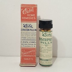 VINTAGE CONSTIPATION TABLETS QUACK MEDICINE BOTTLE ANTIQUE PHARMACY SEALED RARE