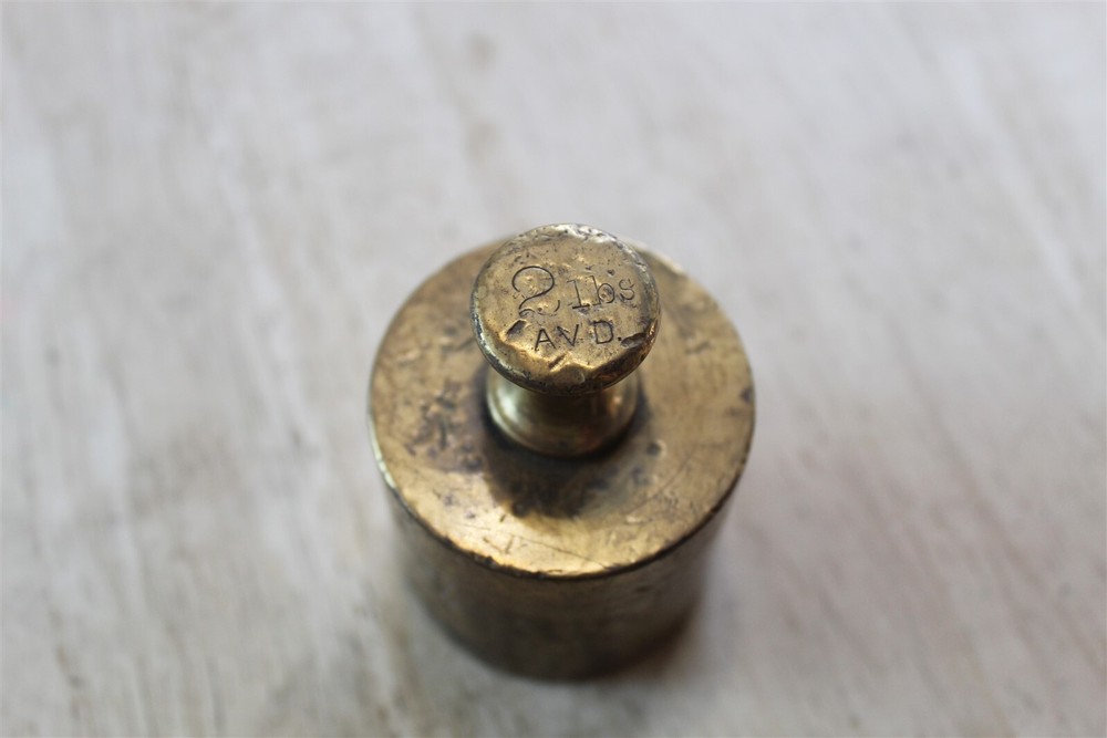 VINTAGE 2 POUND BRASS WEIGHT USED