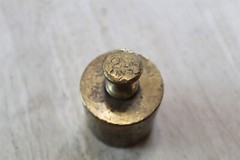 VINTAGE 2 POUND BRASS WEIGHT USED