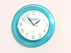 Detrol LA Pharmaceutical Drug Rep Promo Collectable Wall Clock Multicolor Round