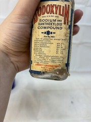 Vintage Abbott Laboratories Glass Medicine Bottle w/ Label & Metal Lid SODOXYLIN