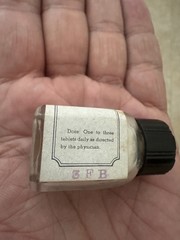 Antique 1930’s Reed & Carnrick Estrogenic Hormone Glass Medicine Bottle