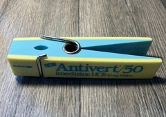 Pfizer Jumbo Clothespin Antivert/50 Meclizine HCI Advertisement Pharmaceutical